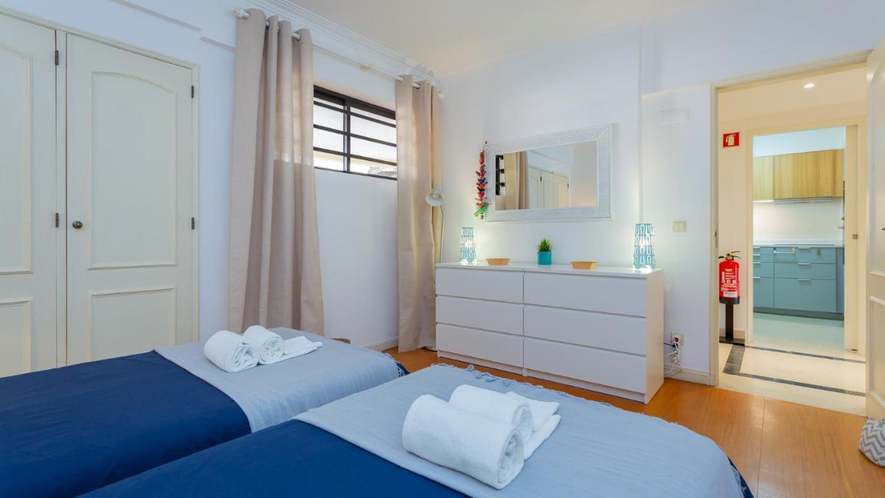 Marina 2Bdr Apartment With Balcony & Pool - 5Min From Beach By Lovelystay Картейра Экстерьер фото